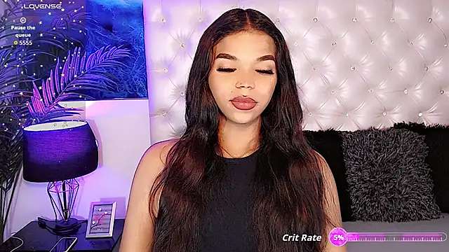 Snapshot of Valeria_Swett_ chatting on November 7, 2025, 4:50 am Valeria Swett online show from November 7, 2025, 4:50 am