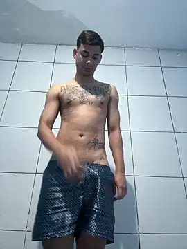 Snapshot of condenovin chatting on September 30, 2025, 12:27 am condenovin online show from September 30, 2025, 12:27 am