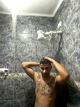 Snapshot of condenovin chatting on October 6, 2025, 9:59 pm condenovin online show from October 6, 2025, 9:59 pm