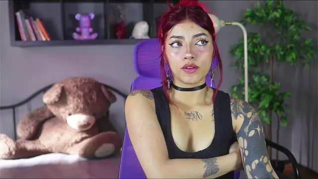 Snapshot of Mystic_blue chatting on November 10, 2025, 1:16 pm Mystic blue online show from November 10, 2025, 1:16 pm