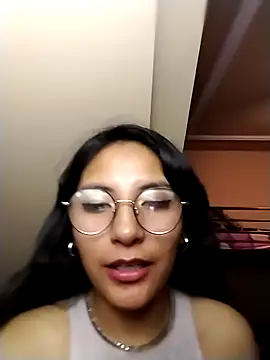 Regina Shine online show from December 14, 2025, 8:31 am