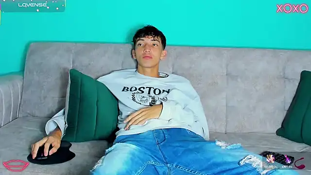 Snapshot of Maikol_Ortiz chatting on October 8, 2025, 12:50 pm Maikol Ortiz online show from October 8, 2025, 12:50 pm