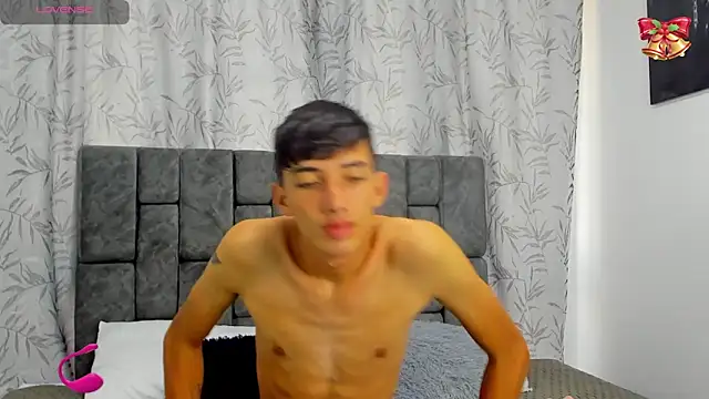 Snapshot of Maikol_Ortiz chatting on November 27, 2025, 11:43 am Maikol Ortiz online show from November 27, 2025, 11:43 am