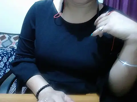 rekha 09 online show from November 27, 2025, 5:19 am