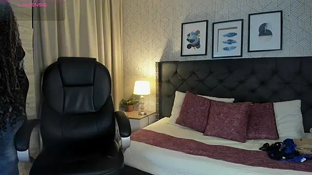 Snapshot of sophie__blare chatting on July 12, 2026, 4:19 pm sophie blare online show from July 12, 2026, 4:19 pm