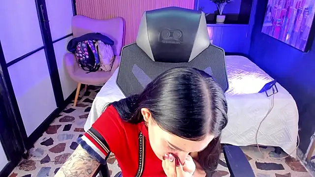 AlliceCopper online show from February 24, 2026, 12:39 pm