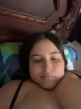 mia-08martinez  online show from May 24, 2026, 5:24 pm