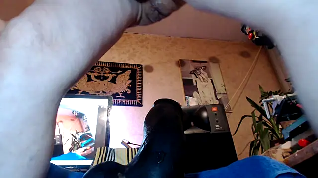 BiglovelyXXL online show from March 1, 2026, 5:51 am