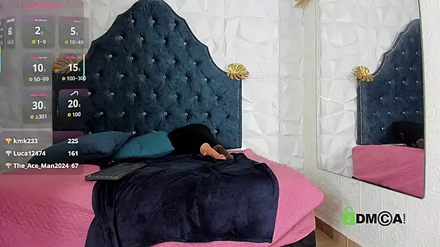 Snapshot of _mia_milf_ chatting on November 28, 2025, 7:25 pm mia milf online show from November 28, 2025, 7:25 pm