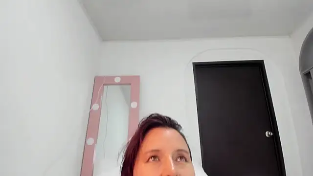 Liceth hottt09 online show from July 9, 2026, 11:37 pm
