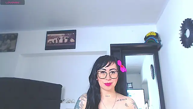 Snapshot of Vicky_hotmilf chatting on June 25, 2026, 11:04 am Vicky hotmilf online show from June 25, 2026, 11:04 am