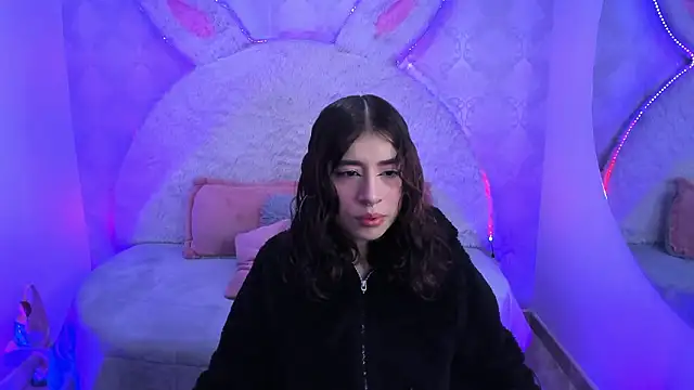 Gaby louse online show from March 10, 2026, 7:40 pm