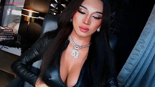Snapshot of xUrGoddess_Bellax chatting on October 5, 2025, 3:41 am xUrGoddess Bellax online show from October 5, 2025, 3:41 am