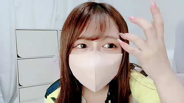 Snapshot of Hanachan_Gcup_ chatting on October 4, 2025, 1:40 am Hanachan Gcup online show from October 4, 2025, 1:40 am