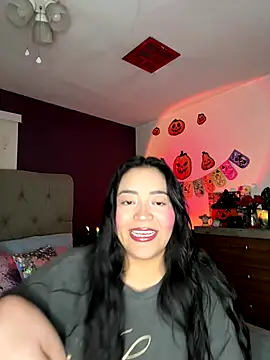 Snapshot of MyHoneyFrida chatting on October 27, 2025, 4:02 am MyHoneyFrida online show from October 27, 2025, 4:02 am