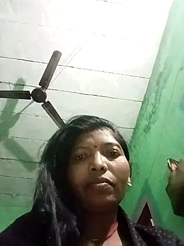 Snapshot of Jivika_Jaiswal chatting on November 13, 2025, 12:25 am Jivika Jaiswal online show from November 13, 2025, 12:25 am