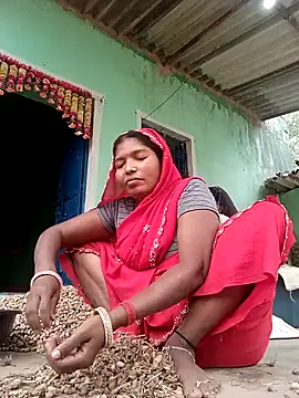 Snapshot of Jivika_Jaiswal chatting on October 22, 2025, 3:17 am Jivika Jaiswal online show from October 22, 2025, 3:17 am