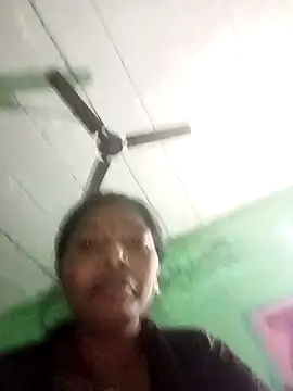 Snapshot of Jivika_Jaiswal chatting on November 12, 2025, 12:04 am Jivika Jaiswal online show from November 12, 2025, 12:04 am