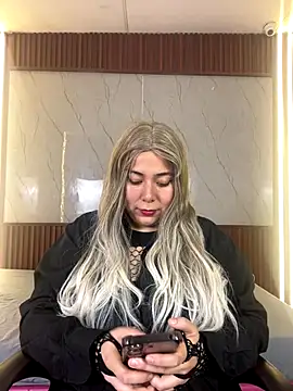 SkarlettLaw online show from September 29, 2025, 7:19 pm