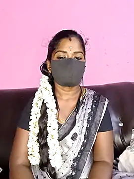 Snapshot of tamilammukuttyy chatting on November 11, 2025, 3:07 pm tamilammukuttyy online show from November 11, 2025, 3:07 pm