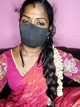 Snapshot of tamilammukuttyy chatting on September 20, 2025, 9:31 pm tamilammukuttyy online show from September 20, 2025, 9:31 pm