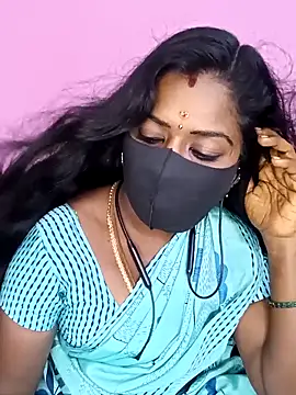 Snapshot of tamilammukuttyy chatting on November 7, 2025, 3:33 am tamilammukuttyy online show from November 7, 2025, 3:33 am