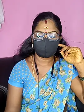 Snapshot of tamilammukuttyy chatting on September 15, 2025, 4:02 am tamilammukuttyy online show from September 15, 2025, 4:02 am