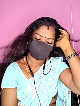 Snapshot of tamilammukuttyy chatting on September 30, 2025, 4:07 am tamilammukuttyy online show from September 30, 2025, 4:07 am