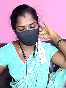 Snapshot of tamilammukuttyy chatting on September 30, 2025, 5:41 pm tamilammukuttyy online show from September 30, 2025, 5:41 pm