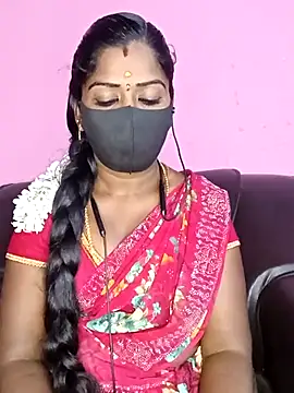 Snapshot of tamilammukuttyy chatting on October 15, 2025, 3:31 pm tamilammukuttyy online show from October 15, 2025, 3:31 pm