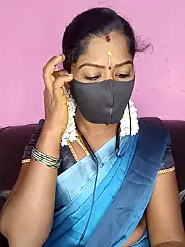 Snapshot of tamilammukuttyy chatting on September 25, 2025, 3:23 am tamilammukuttyy online show from September 25, 2025, 3:23 am