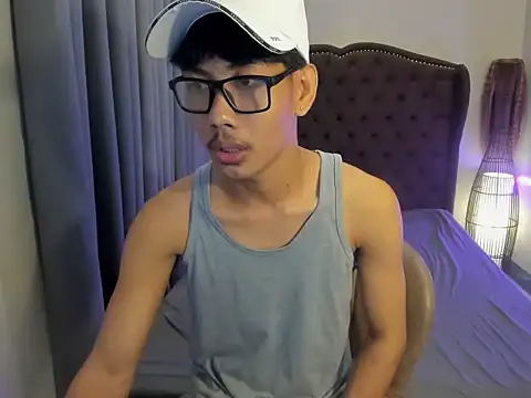 Snapshot of fucking_hot2 chatting on January 11, 2026, 3:57 am fucking hot2 online show from January 11, 2026, 3:57 am