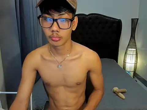 Snapshot of fucking_hot2 chatting on April 12, 2026, 3:04 pm fucking hot2 online show from April 12, 2026, 3:04 pm