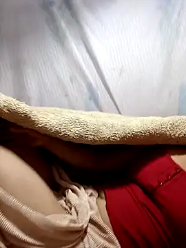 xinhxinhcute online show from October 24, 2025, 11:53 am