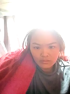 xinhxinhcute online show from December 1, 2025, 10:32 pm