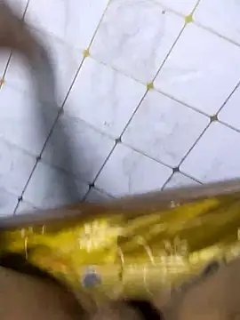 Snapshot of Bangladeshi_Big_male chatting on October 14, 2025, 10:42 pm Bangladeshi Big male online show from October 14, 2025, 10:42 pm