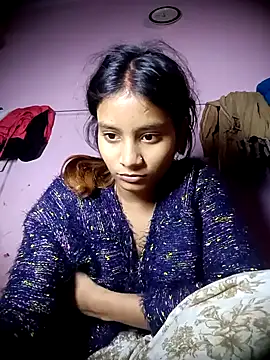 Hot Mayra  online show from December 4, 2025, 6:12 am