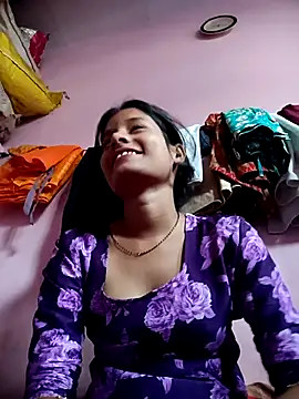 Snapshot of Hot_Mayra_ chatting on October 19, 2025, 4:48 am Hot Mayra  online show from October 19, 2025, 4:48 am