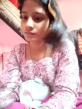 Snapshot of Hot_Mayra_ chatting on October 24, 2025, 10:14 am Hot Mayra  online show from October 24, 2025, 10:14 am