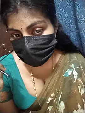 Snapshot of Nithiila chatting on November 20, 2025, 8:26 am Nithiila online show from November 20, 2025, 8:26 am