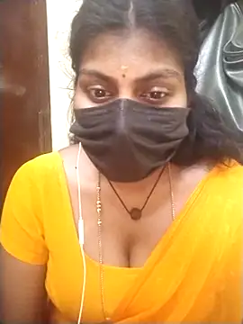 Snapshot of Nithiila chatting on February 25, 2026, 3:45 pm Nithiila online show from February 25, 2026, 3:45 pm