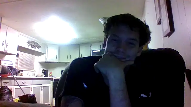 Snapshot of Duanennnn chatting on February 9, 2026, 12:08 am Duanennnn online show from February 9, 2026, 12:08 am