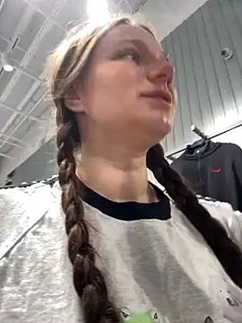 MiniVi online show from September 24, 2025, 8:10 am