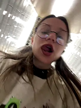 MiniVi online show from September 29, 2025, 5:47 am