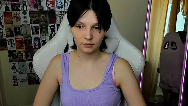 AudreyyKim online show from September 18, 2025, 10:29 am