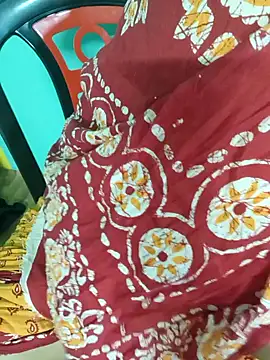 Snapshot of desi_boudi87 chatting on April 26, 2026, 5:54 pm desi boudi87 online show from April 26, 2026, 5:54 pm