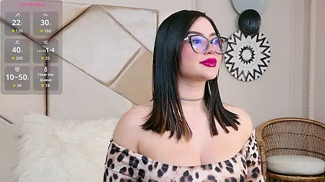 Snapshot of Catalina-Malave chatting on November 5, 2025, 11:41 pm Catalina-Malave online show from November 5, 2025, 11:41 pm