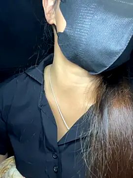 delwyn- online show from November 11, 2025, 3:40 pm