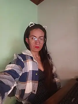 ERIKA  29 online show from October 21, 2025, 11:53 am