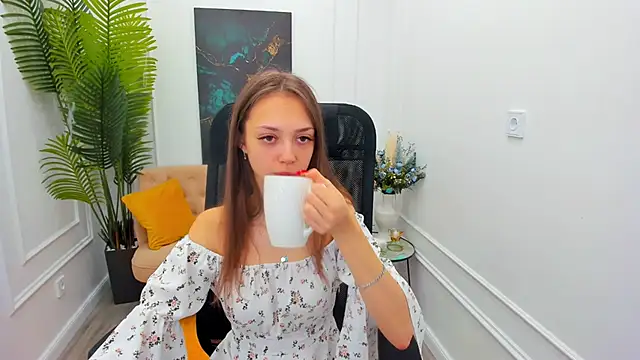 Snapshot of EmilyGraydis chatting on November 14, 2025, 4:16 am EmilyGraydis online show from November 14, 2025, 4:16 am